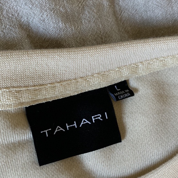 *NEW* TAHARI crewneck/sweater - Picture 2 of 5